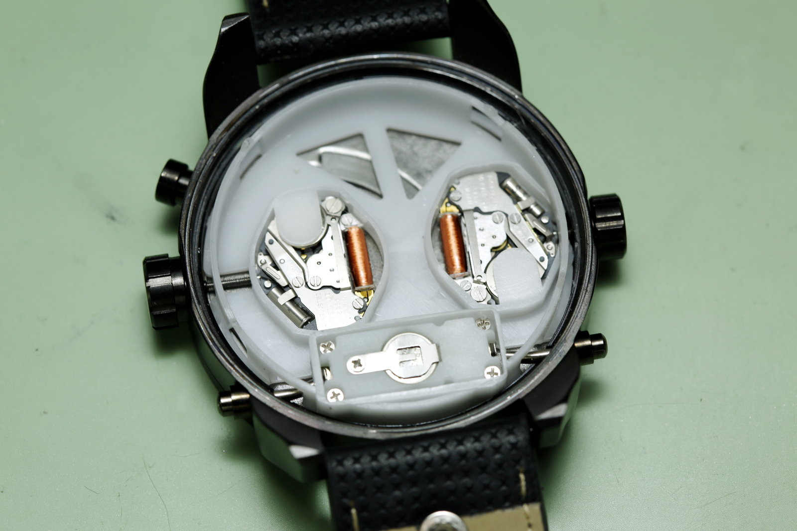 diesel watch movement